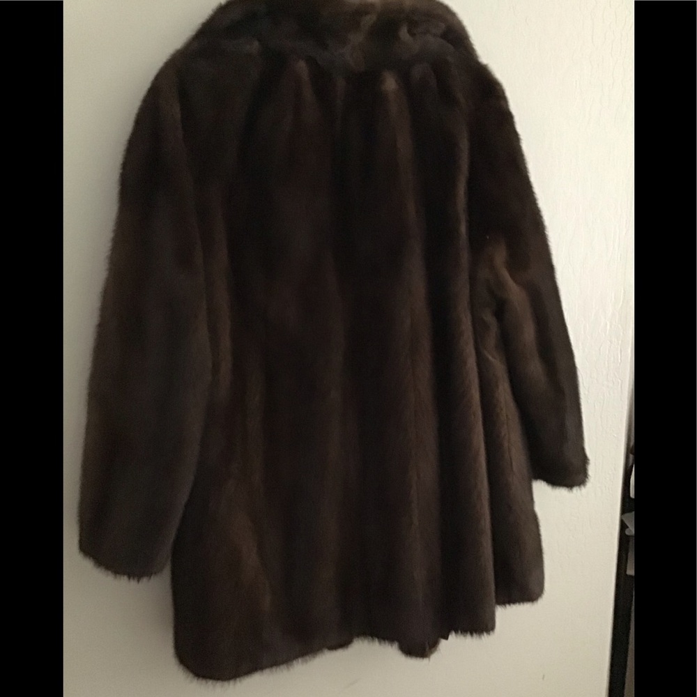 Mink Coat - Picture 3 of 5